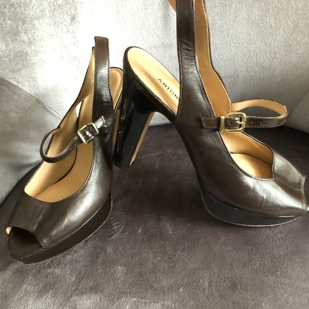 Antonio Melani brown leather platform heels